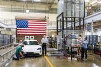 Auto elettriche, al via negli Usa un progetto sulla ricarica wireless ad alta potenza