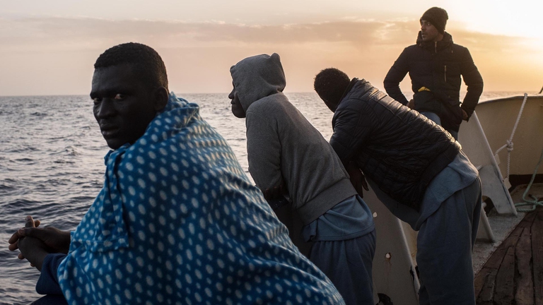 Migranti, l’inferno in Libia denunciato da Amnesty International