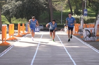 La pista di Pietro. La prima pista di atletica fatta di scarpe riciclate, nel nome di Mennea