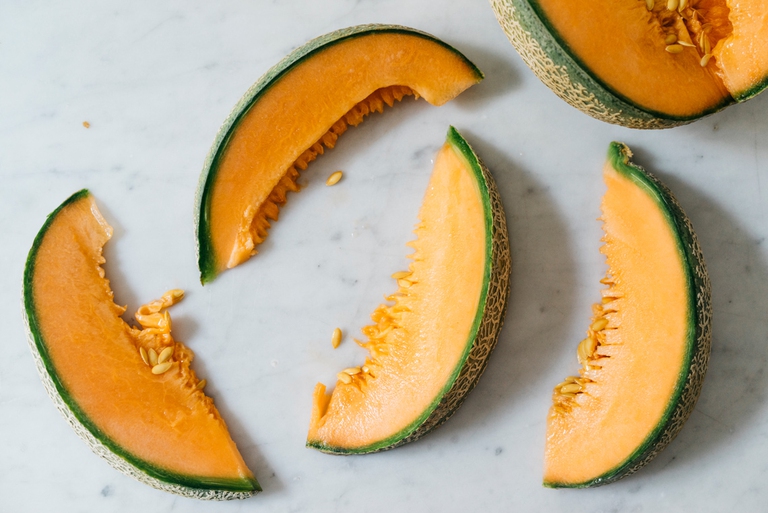 Cioccolata fredda con melone e mandorle