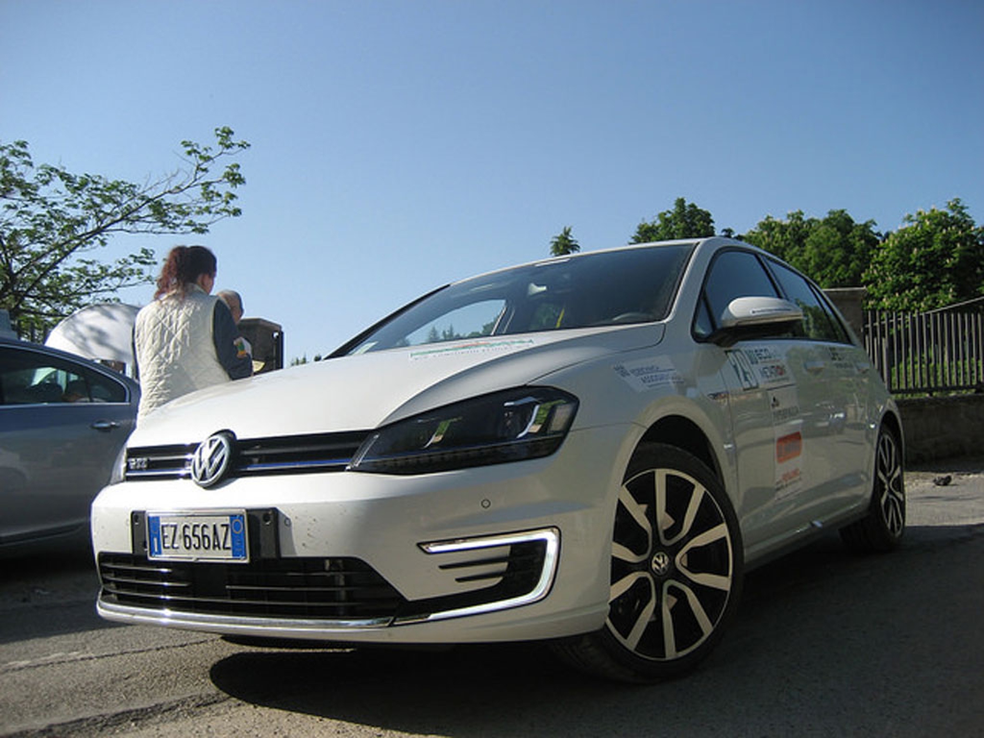 17192304384_74ae5cca8f_z