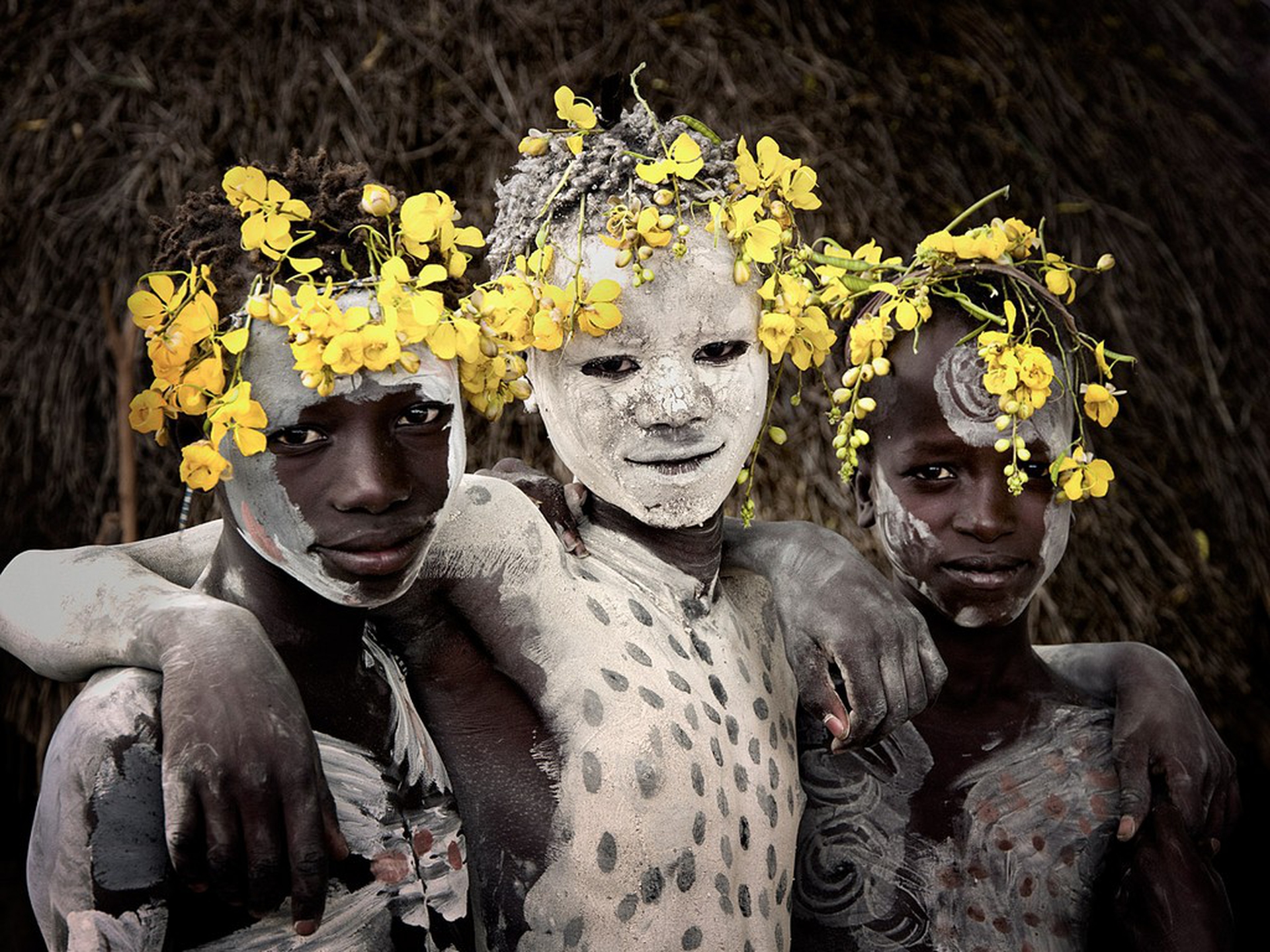 Племя дата выхода. Племя дасанеч Эфиопия. Племя Каро Эфиопия фото.