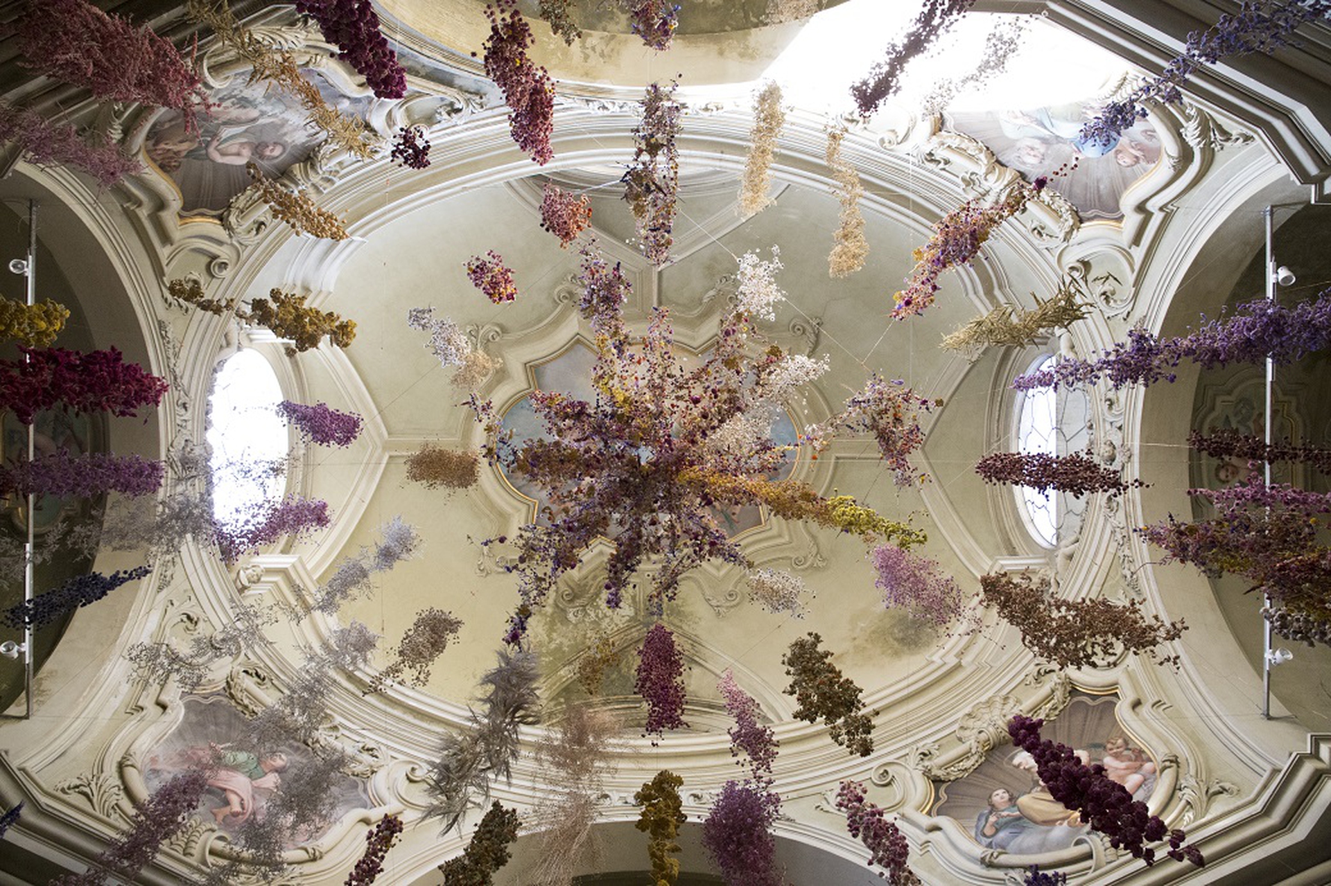 Rebecca Louise Law, Florilegium, 2020. Credits OTTN Projects (2)