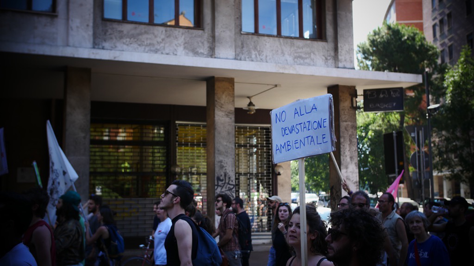 Corteo contro il G7 Ambiente di Bologna