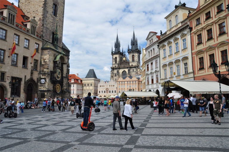praga center segway