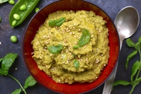 Hummus di piselli alla menta, ricetta veloce