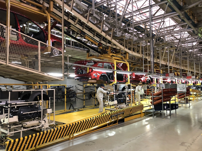 Renault, guerra economica contro la Russia