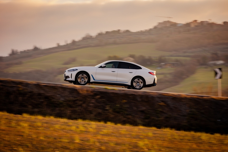 Bmw, auto elettrica, test drive