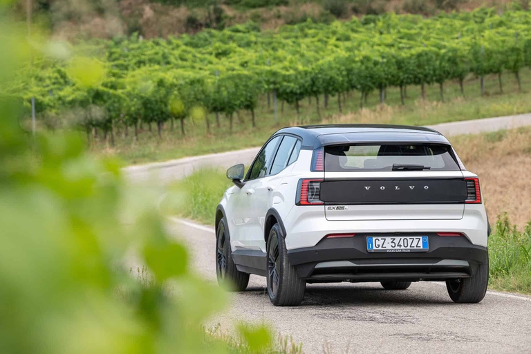 EX30, Volvo, Cross Country, test drive, elettrica