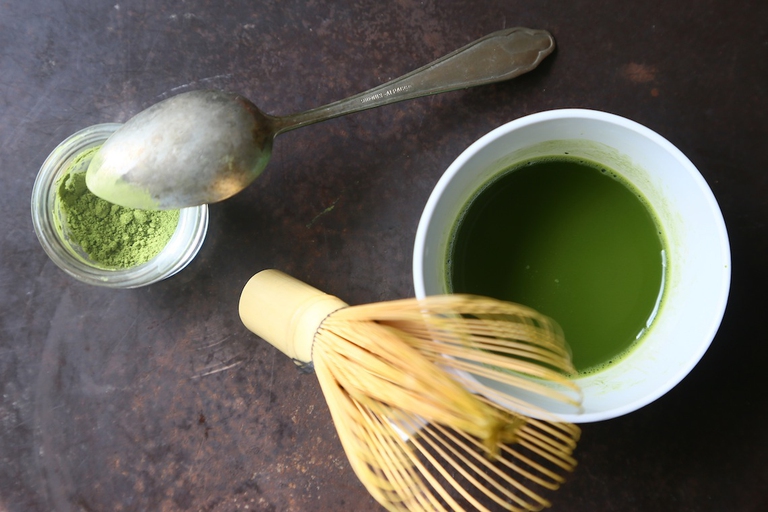 matcha latte e dorayaki