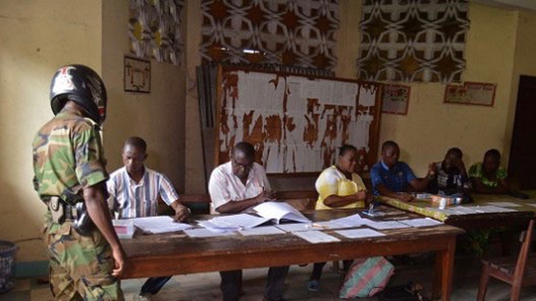 Operazioni di scrutinio a Brazzaville, in Congo