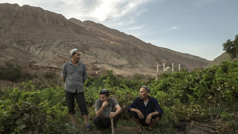 La vita degli uiguri nella regione cinese dello Xinjiang