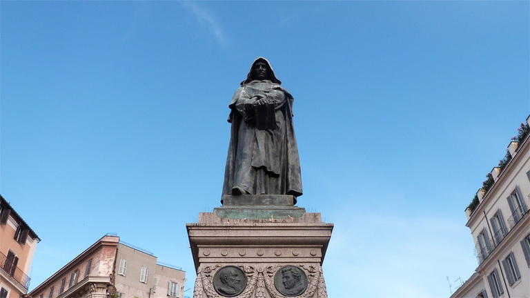 La statua sarà lo stemma della Giordano Bruno Globalshift University