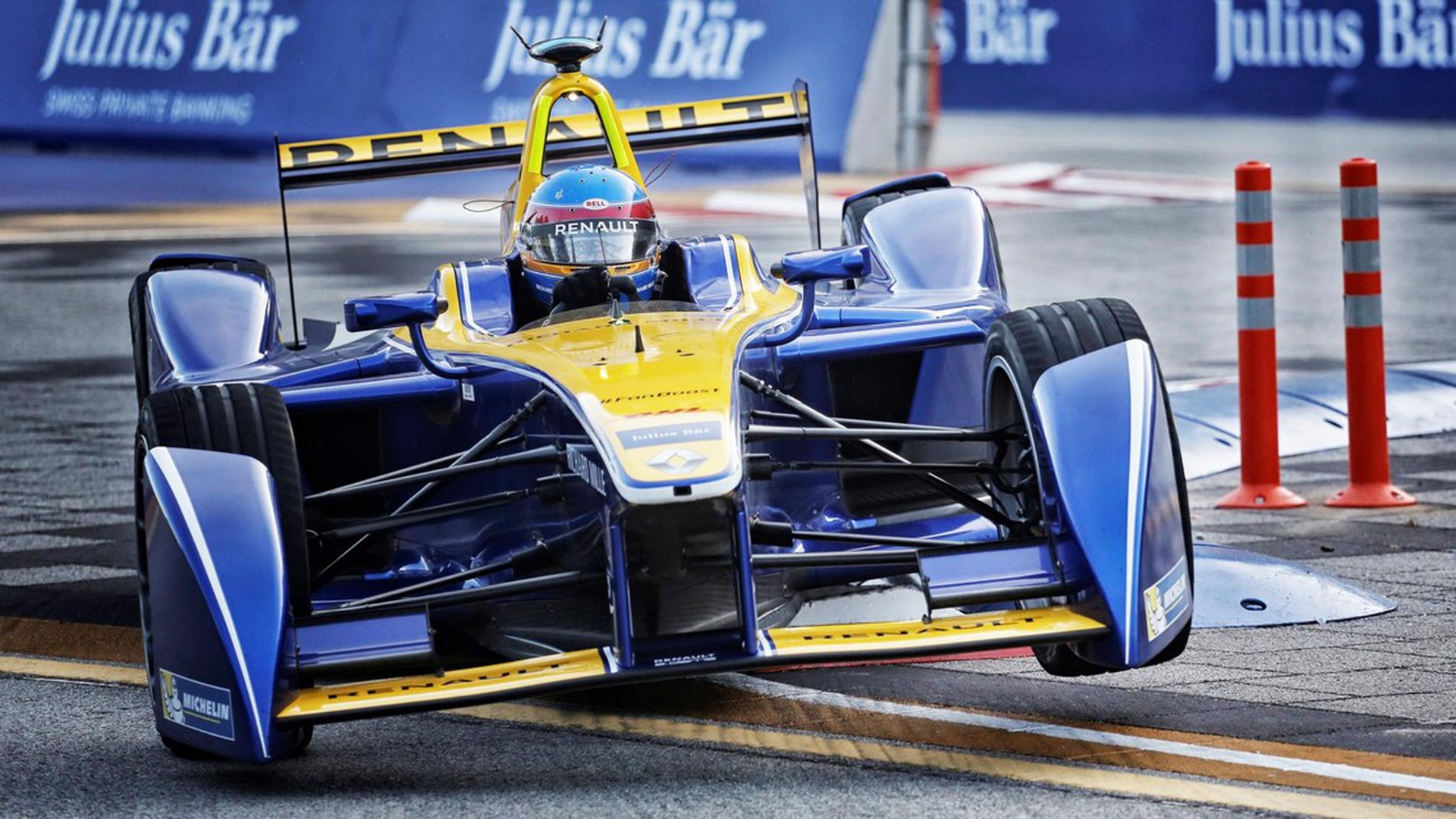 Al via la terza stagione di Formula E, banco di prova per le tecnologie elettriche