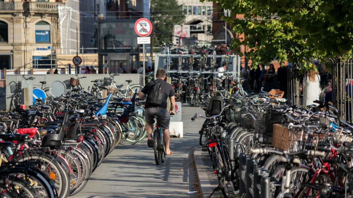 bicicletta brontal chiude londra