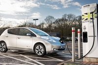 Con l’auto elettrica si risparmia fino al 60 per cento