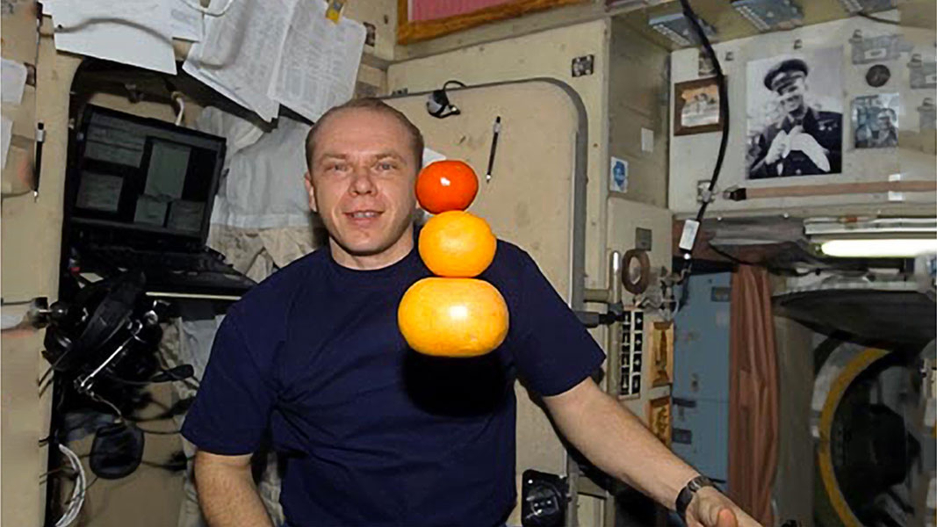 Cibo nello spazio. Dai cubetti dell'Apollo 13 ai legumi Slow Food di Samantha Cristoforetti