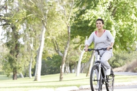 Osteopenia, cosa fare per evitare che si trasformi in osteoporosi