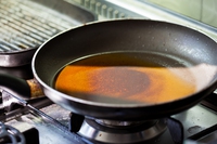 Olio alimentare esausto: in Italia solo un terzo viene riciclato