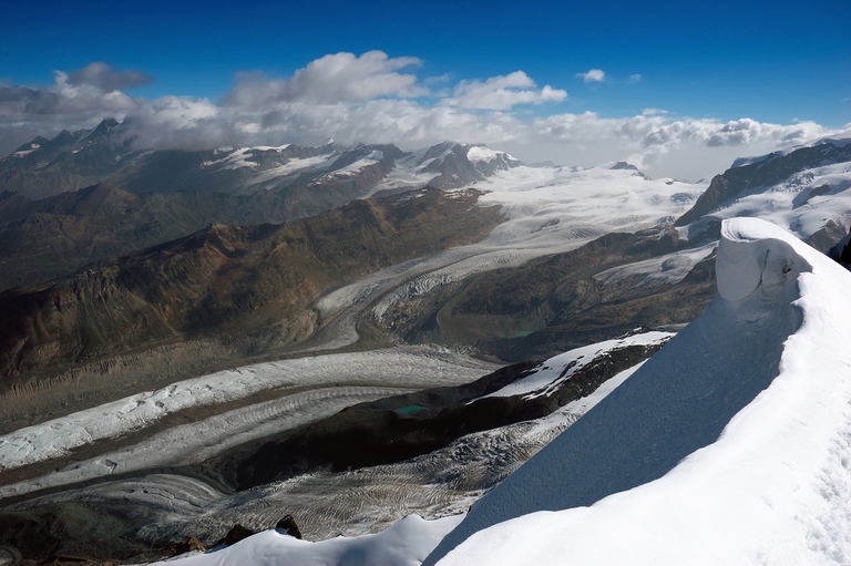 Veduta del ghiacciaio del Gorner del Monte Rosa