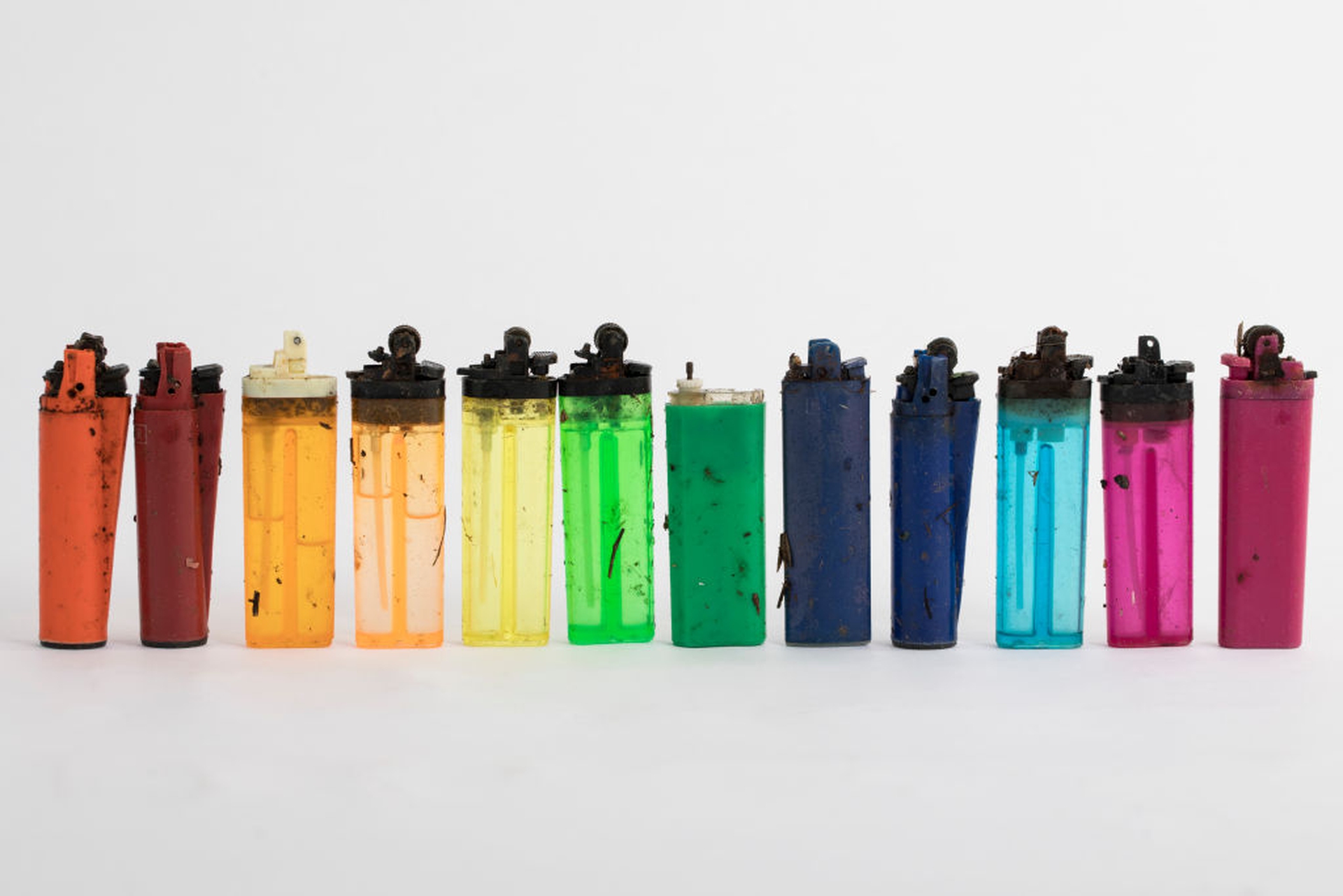 Regno Unito, foto della plastica trovata sulle coste