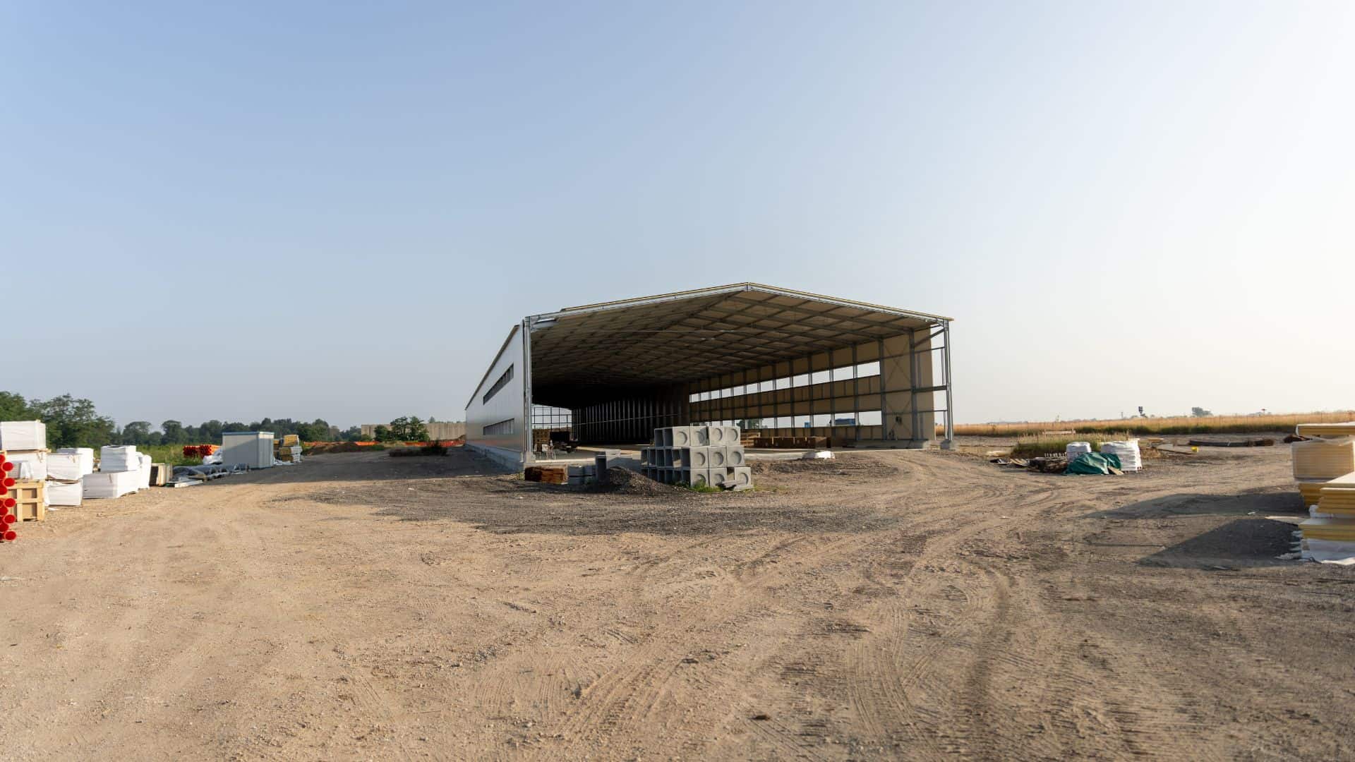 Capannone galline Arborio