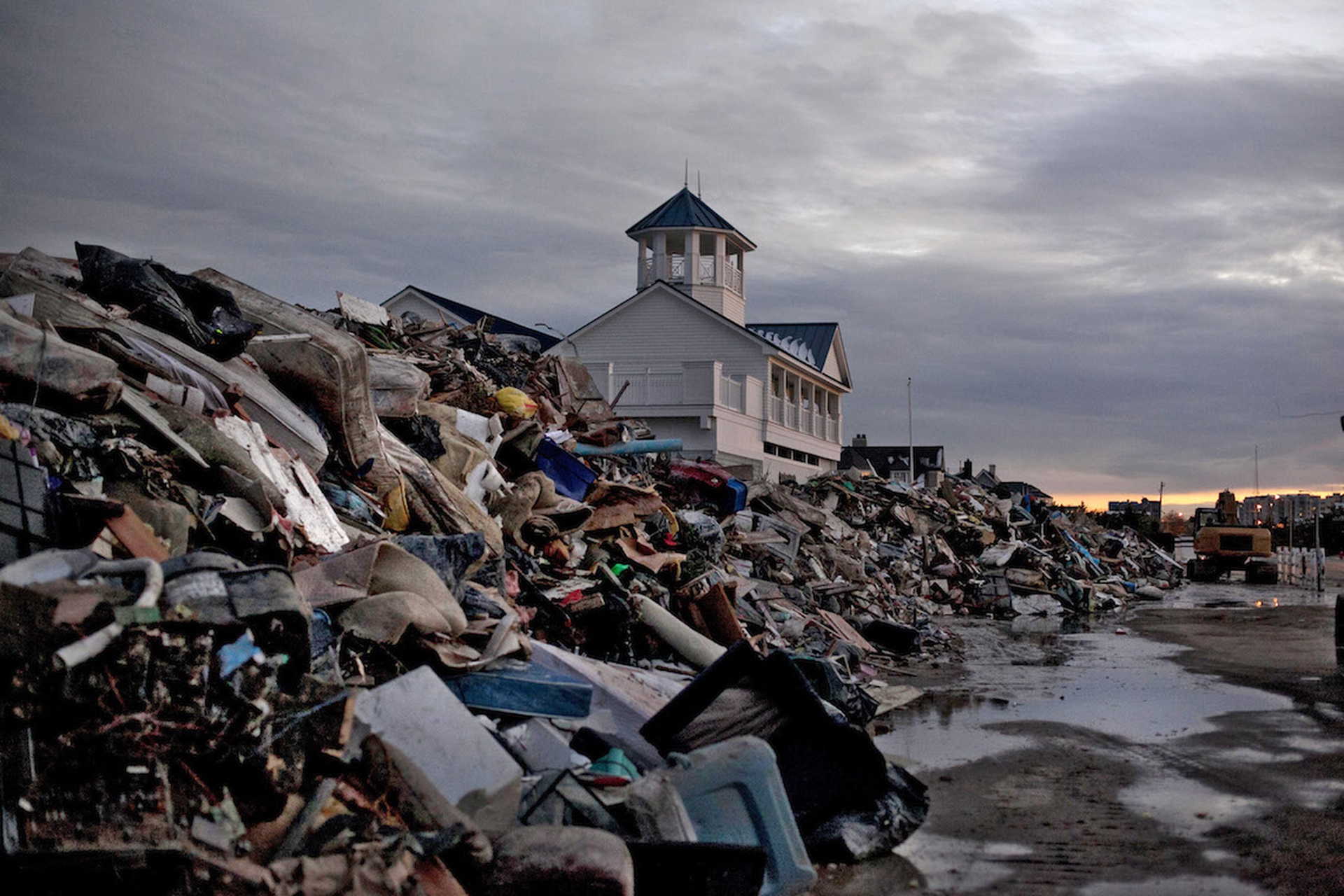 beach-debris