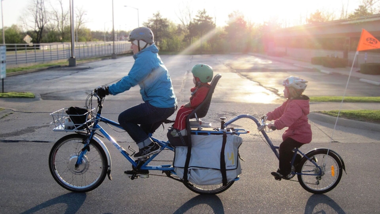 bicicletta, mobilità attiva, città 