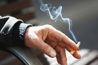 In Spagna i produttori di tabacco dovranno raccogliere i mozziconi di sigaretta