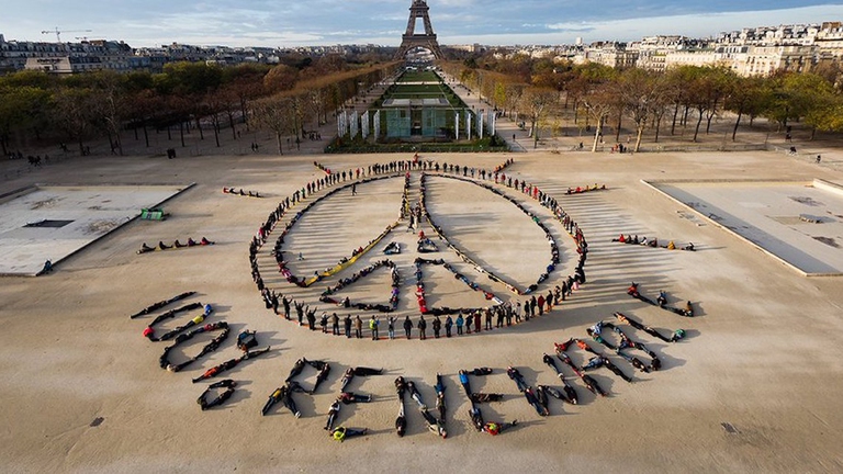 cop 21 demonstration renewables paris