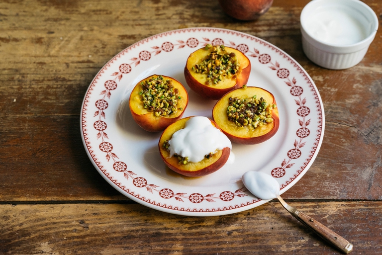 Pesche ripiene al forno