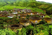 Tulou, le case-fortezza autosufficienti del popolo cinese degli Hakka