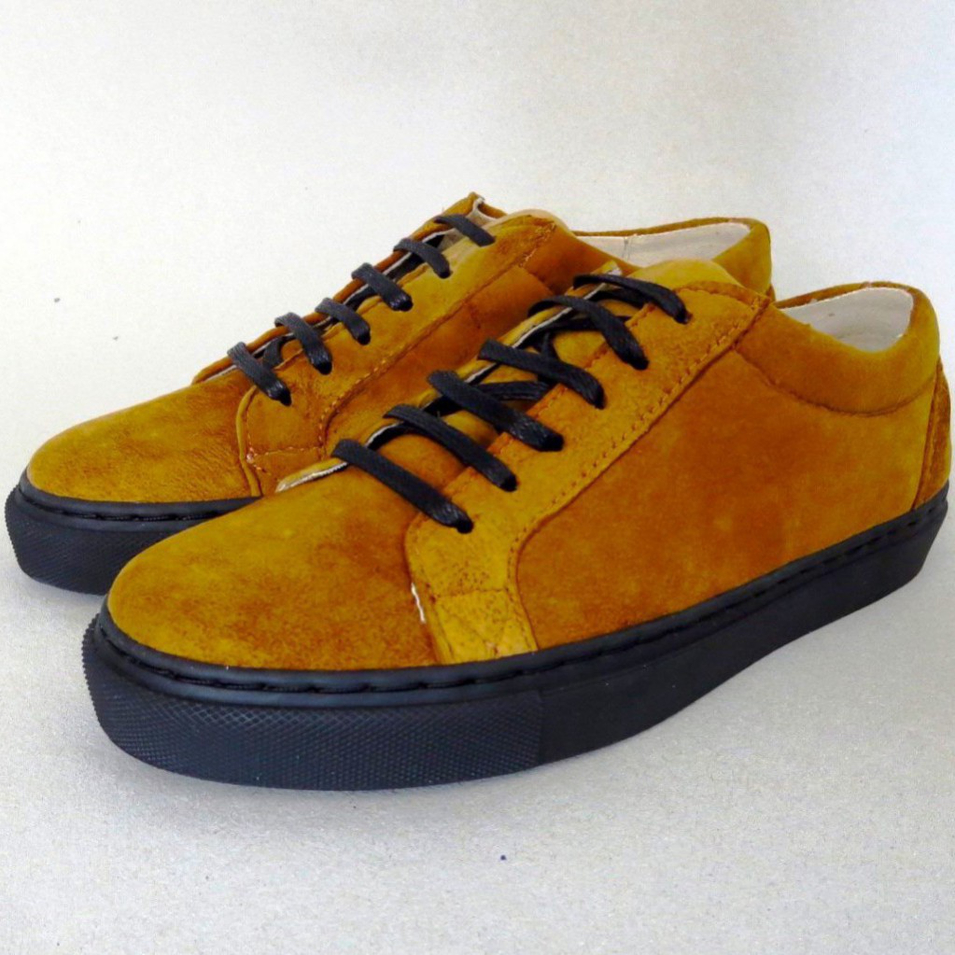 Accessories made of Muskin