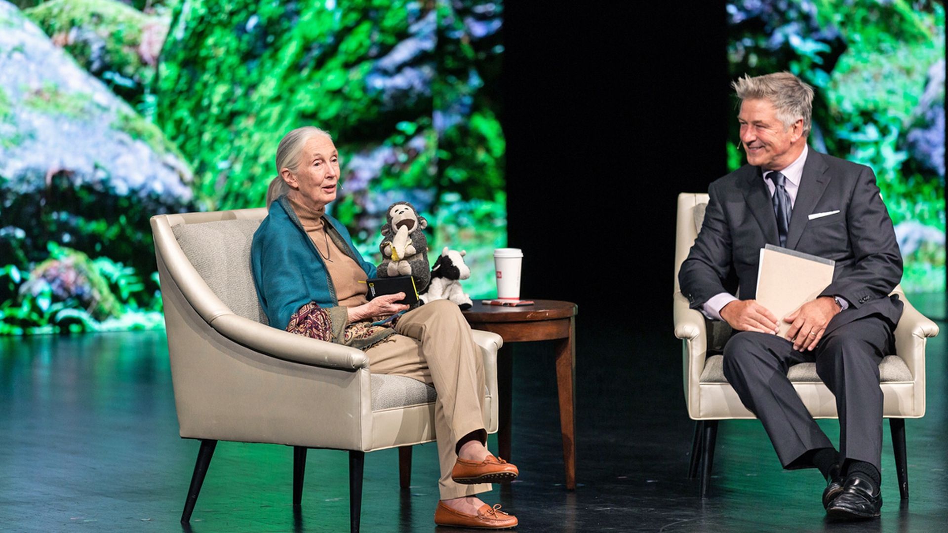 Jane Goodall e Alec Baldwin