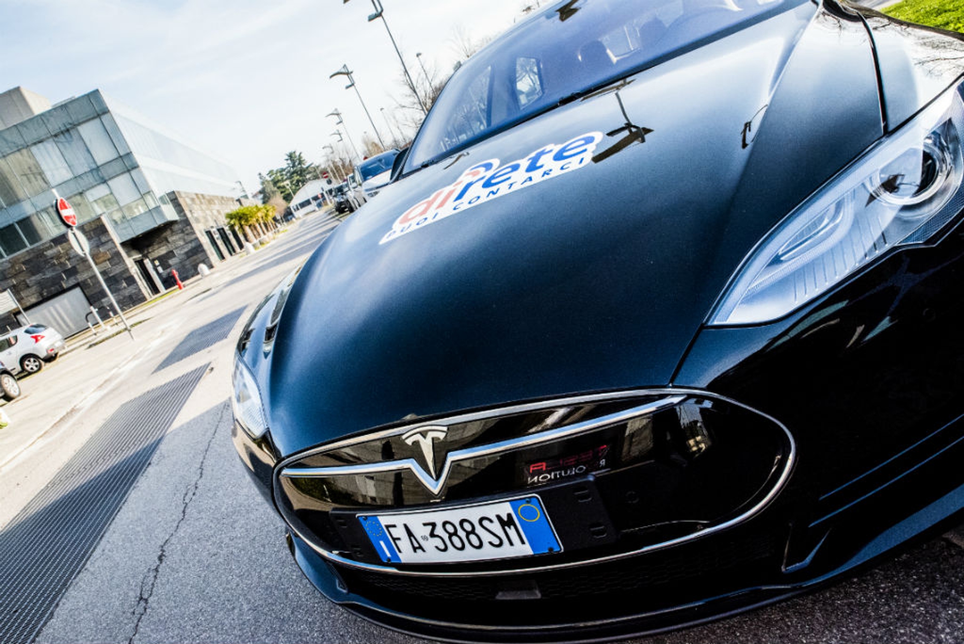 A Verona Tesla Revolution 2016