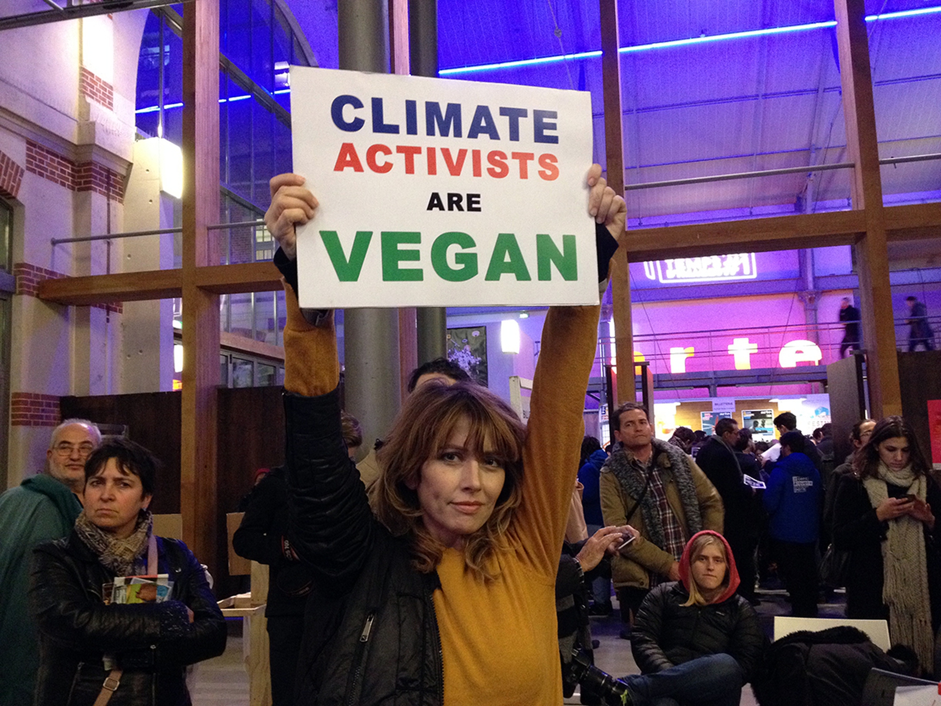 Attivista per il clima vagana, Parigi