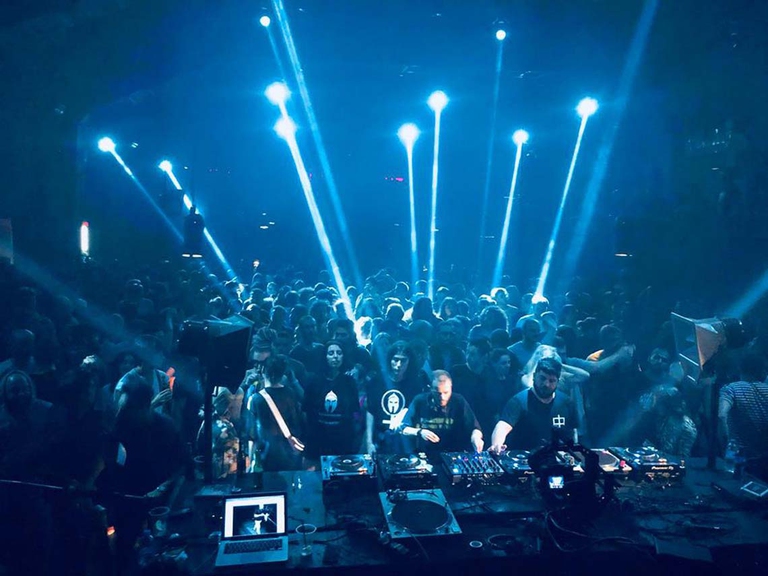 djset al Bassiani di Tblisi