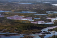 Siberia, il diesel ha raggiunto un grande lago e potrebbe arrivare al mare