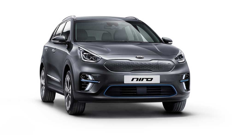 Disponibile in due versioni, il crossover elettrico Kia e-niro nella versione di punta monta una batteria ai polimeri di litio da 64 kWh con un'autonomia di 485 chilometri.