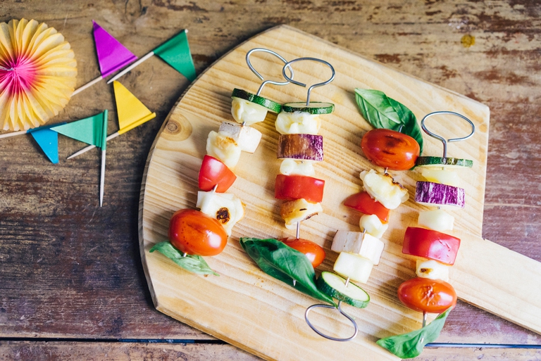Spiedini di verdure e formaggio
