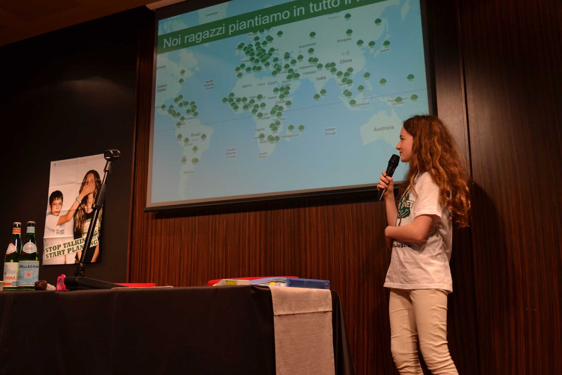 L'ambasciatrice Ariane spiega il cambiamento climatico