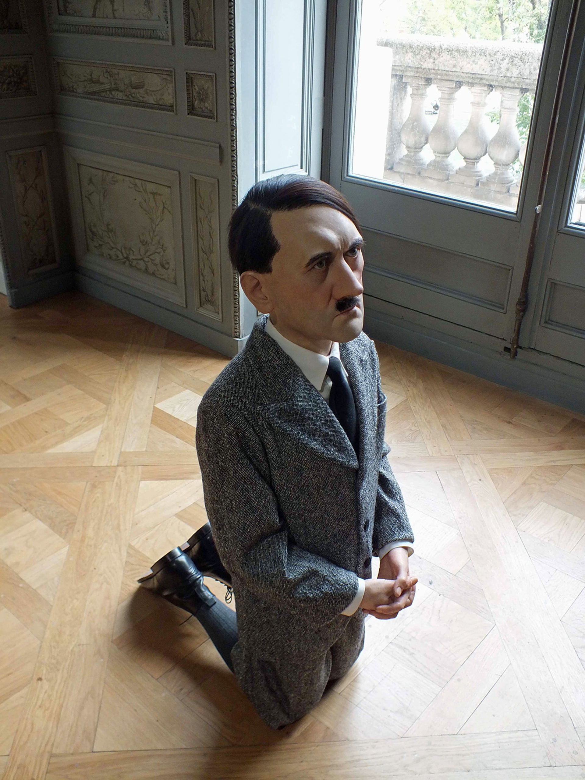 Cattelan alla Monnaie