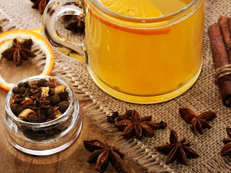 anice stellato erbe offiicinali