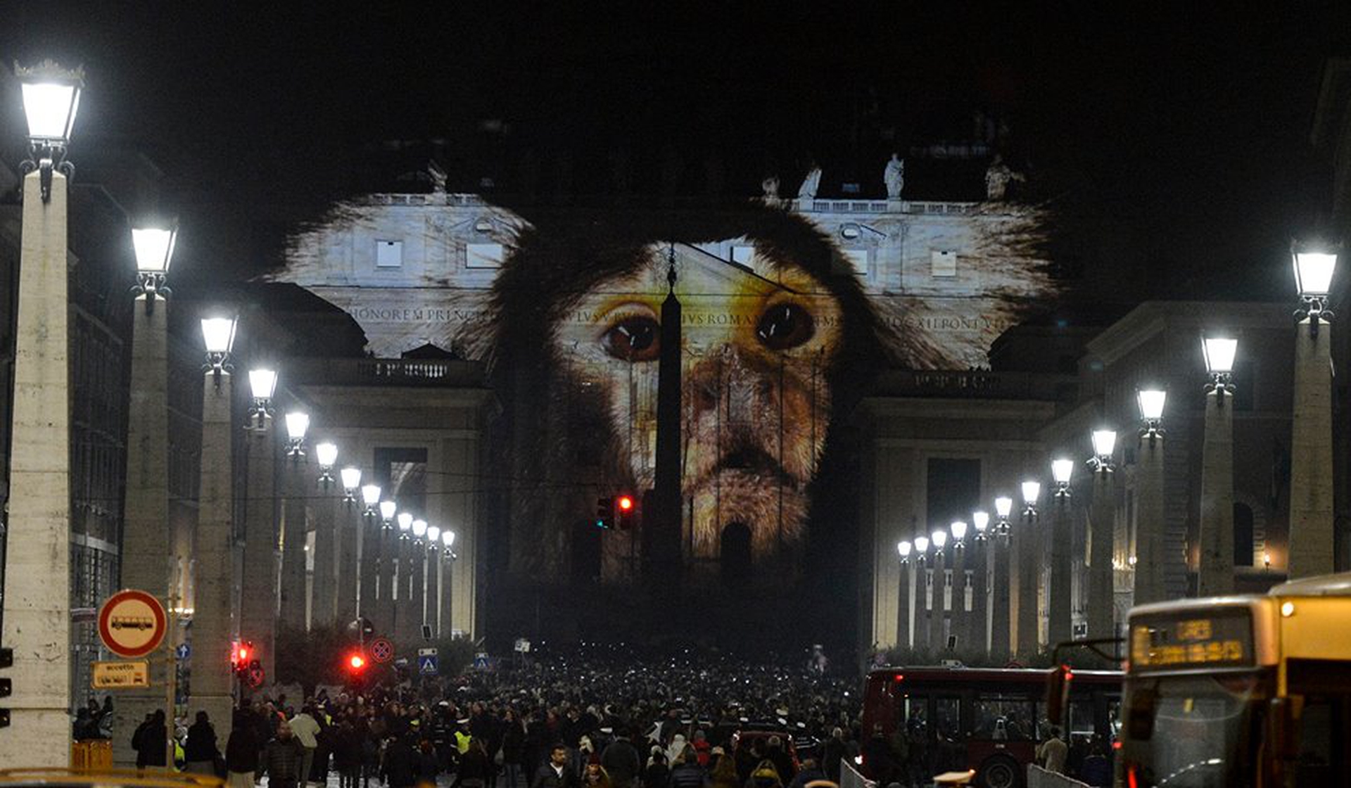 Fiat Lux Vaticano 12