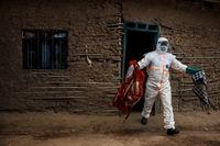 Ebola esiste. Il racconto di una giornata in Congo, nel cuore dell’epidemia