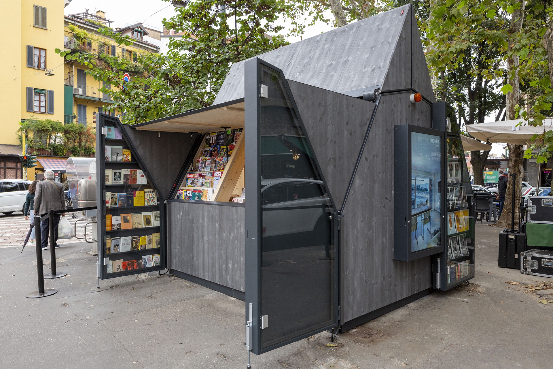 735A8982_Rubner News Haus_Edicola aperta_Alessandro Zenoni