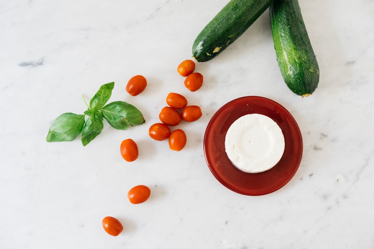 Lasagne di zucchine ricotta pomodorini