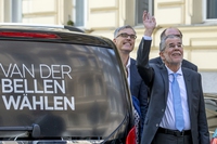 L’Austria sceglie l’ecologia. Van der Bellen vince per un pugno di voti