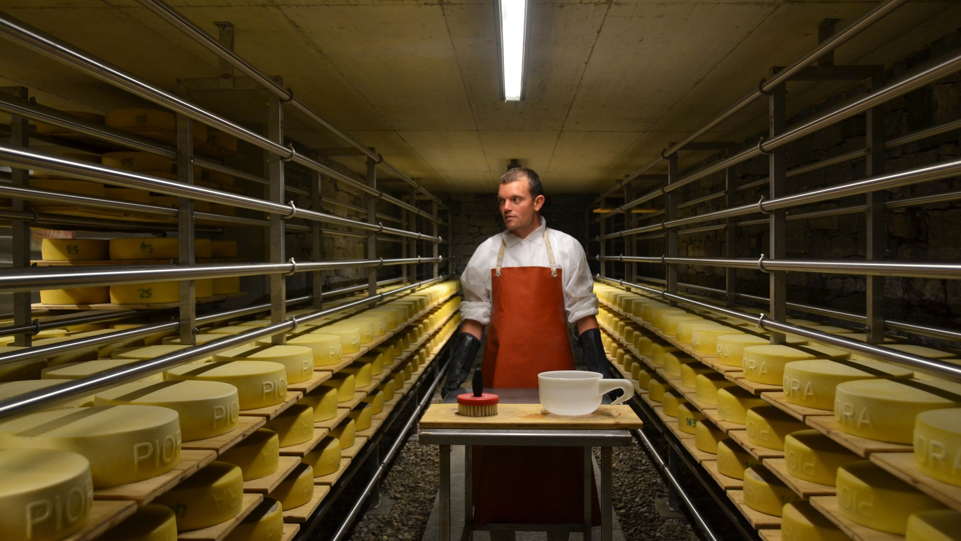 La produzione del formaggio Piora © LifeGate