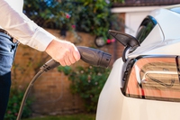 Auto elettriche, dal settore del leasing una spinta decisiva alla loro diffusione